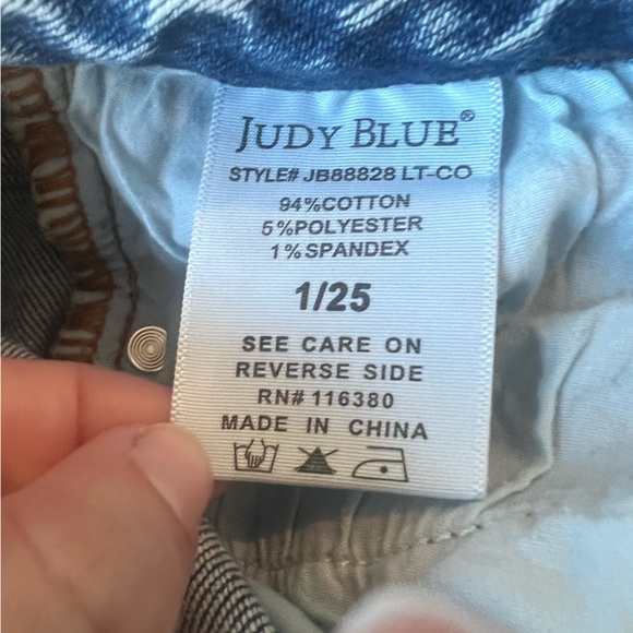 Judy Blue acid wash wide leg - Picture 4 of 5